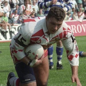 Rugby/Harrop. Oldham v Leigh. Barrie McDermott crosses for his !st try. 91J356