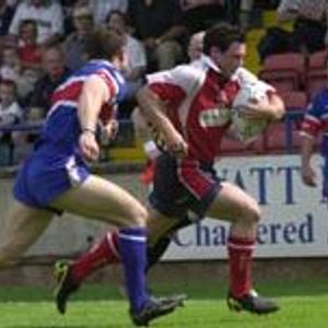 Nick Johnson flies up the wing to score Oldham's first try v Rochdale - Aug 8th 2004.