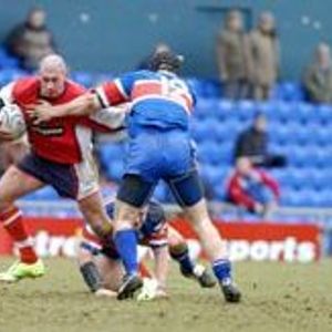 Lee Wingfield tries to force his way through the Rochdale defence - March 19th 2006.