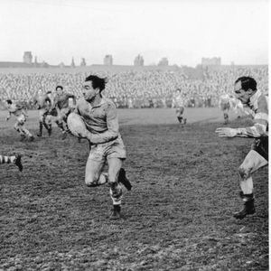Stan McCormick cuts between Lionel Emmitt and Billy Mitchell - Feb 7th 1953.