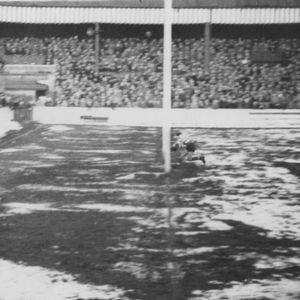 Dick Cracknell scores the only try of the match against St Helens - Feb 19th 1955.