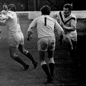 Kevin Flanagan is surrounded by St Helens defenders - Aug 31st 1975.