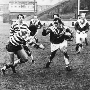 Mike Elliott moves in to tackle Peter Kenny - Jan 8th 1972.