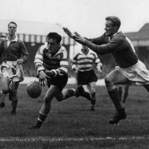 Brian Hatherell is pursued by Gerry Round - Sep 13th 1958.