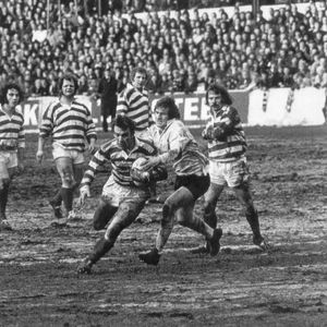 Dickie Brownin action v Widnes watched by David Treasure, Bill McCracken, Brian Hughes and Mick mcCone - March 9th 1975.