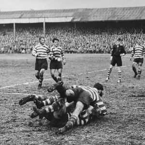 Good defence from Oldham in the cup tie against Wigan - March 8th 1958.