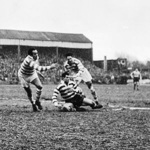Alan Davies passes to John Etty - March 8th 1958.