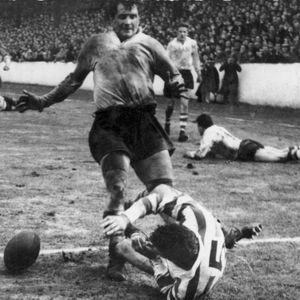 A try for Frank Carlton in the Challenge Cup 3rd Round at Watersheddings - April 6th 1963.