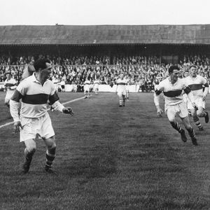 Frank Pitchford prepares to pass when challenged by Faulder an McAvoy - Sep 2nd 1958.